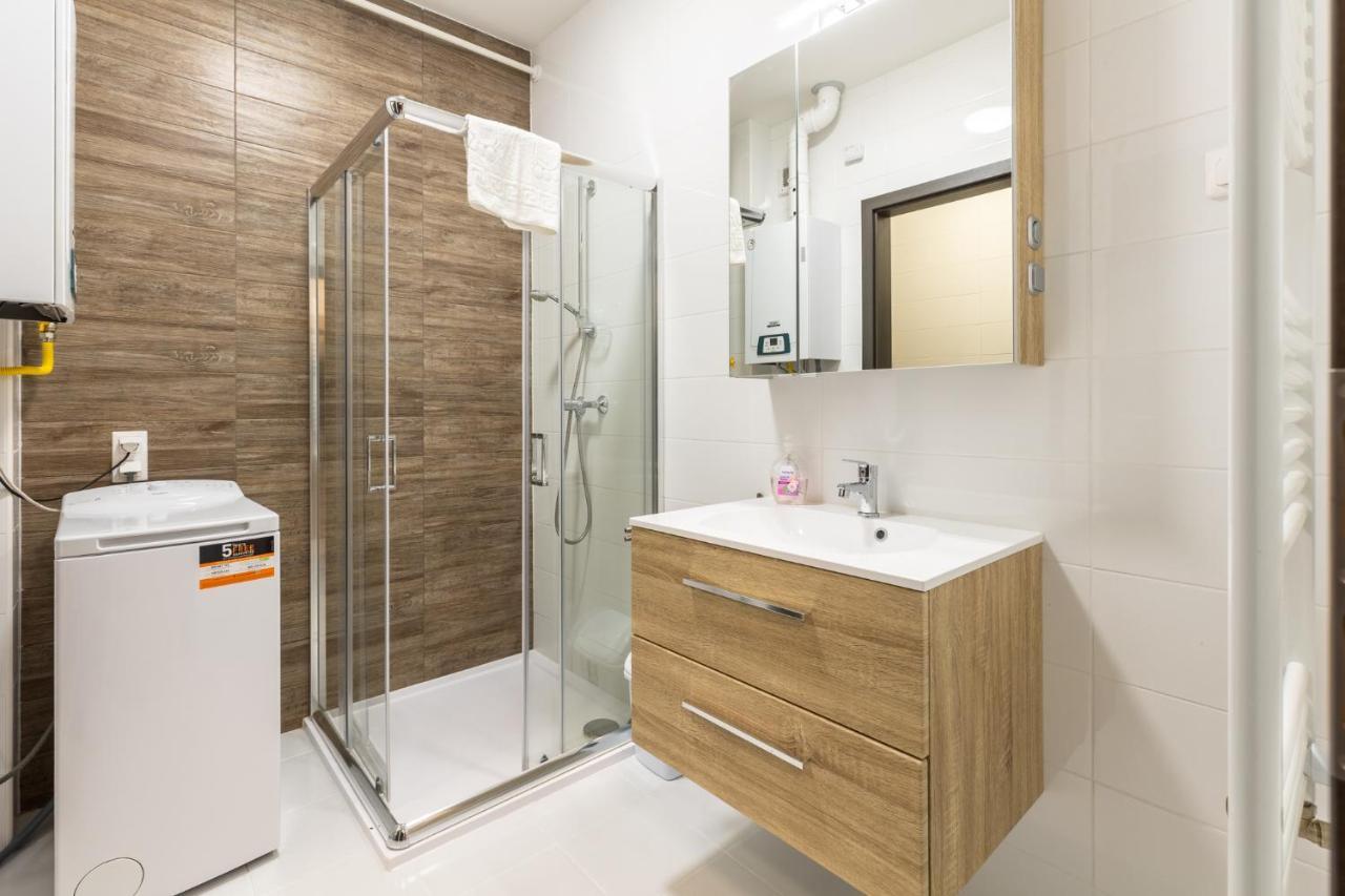 Leda Apartmanok By Bltn Siófok Buitenkant foto
