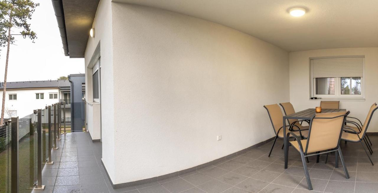 Leda Apartmanok By Bltn Siófok Buitenkant foto